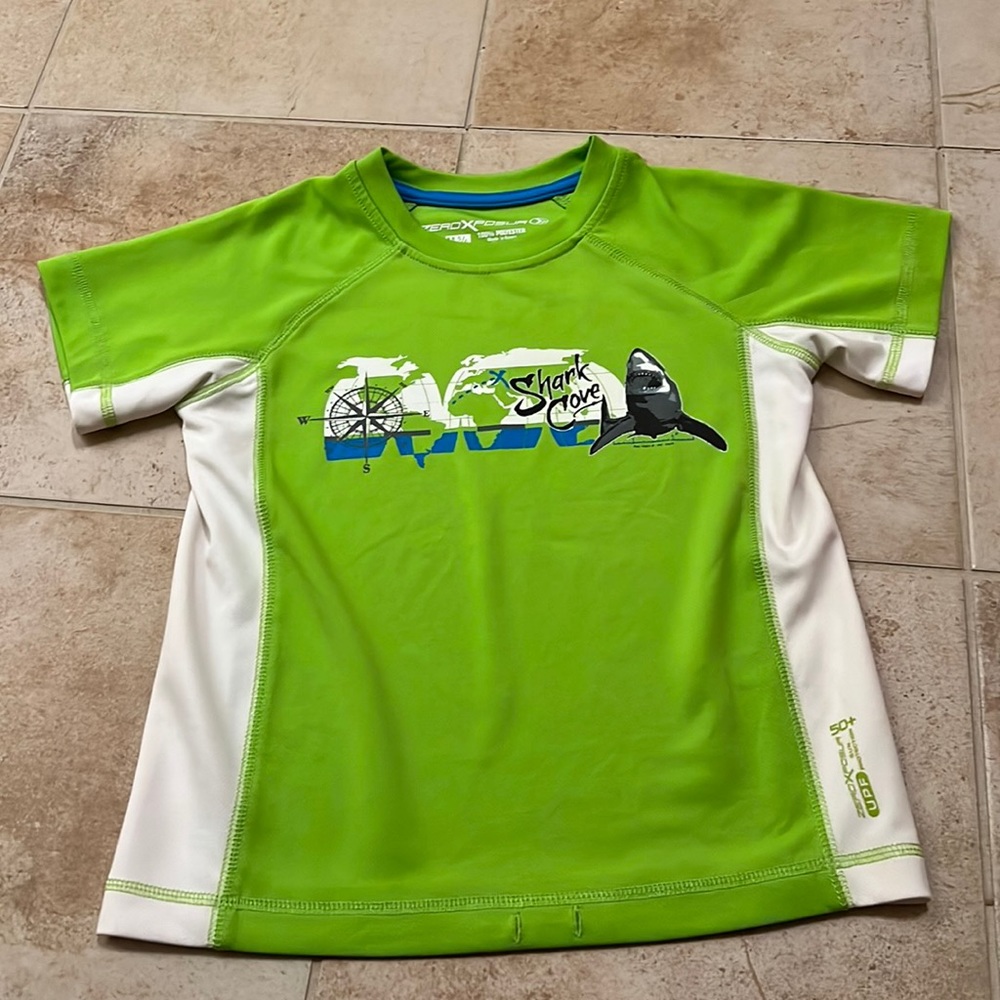 5/6 Sun Protection Swim Shirt